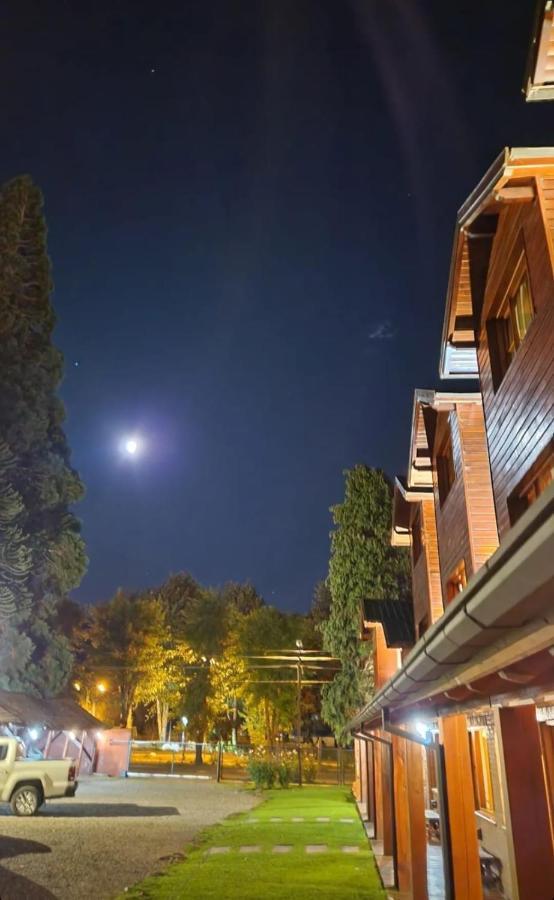 אפרטהוטל San Martín de los Andes El Viejo Nogal מראה חיצוני תמונה